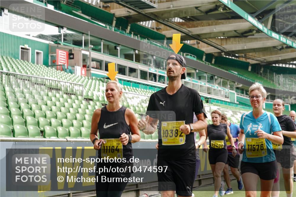 13.09.2026 - 21. swb-Marathon Bremen Michael Burmester http://msf.ph/oto/10474597 13.09.2026 10:38:23 Laufen im Stadion 10090, 10091, 10139, 10150, 10168, 10186, 10188, 10190, 10204, 10205, 10238, 10259, 10260, 10273, 10274, 10283, 10305, 10315, 10323, 10327, 10360, 10363, 10364, 10370, 10375, 10376, 10404, 10432, 10444, 10457, 10465, 10469, 10488, 10516, 10526, 10595, 10598, 10630, 10645, 10654, 10659, 10661, 10663, 10674, 10681, 10682, 10686, 10695, 10697, 10802, 10823 meine-sportfotos.de