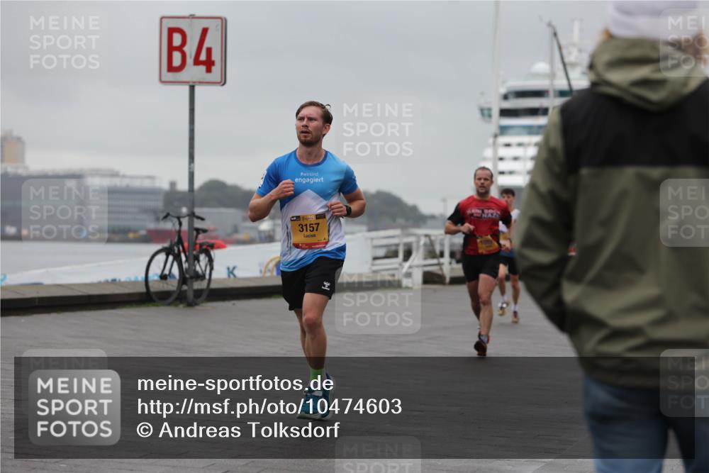 13.09.2026 - Kiel Lauf Andreas Tolksdorf http://msf.ph/oto/10474603 13.09.2026 11:46:10 Kiellinie 4, 38, 3157 meine-sportfotos.de