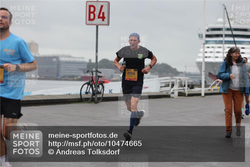 13.09.2026 - Kiel Lauf Andreas Tolksdorf http://msf.ph/oto/10474665 13.09.2026 11:46:17 Kiellinie 4, 7514 meine-sportfotos.de