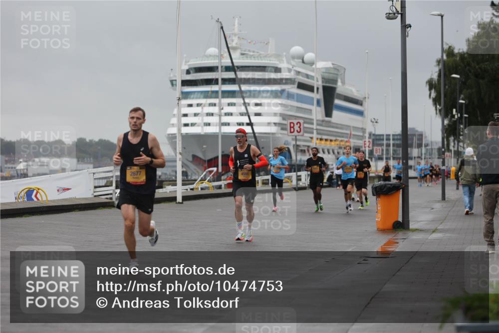 13.09.2026 - Kiel Lauf Andreas Tolksdorf http://msf.ph/oto/10474753 13.09.2026 11:46:43 Kiellinie 2677, 4591, 3 meine-sportfotos.de