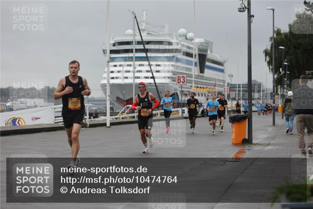 13.09.2026 - Kiel Lauf Andreas Tolksdorf http://msf.ph/oto/10474764 13.09.2026 11:46:43 Kiellinie 2677, 4591, 3 meine-sportfotos.de