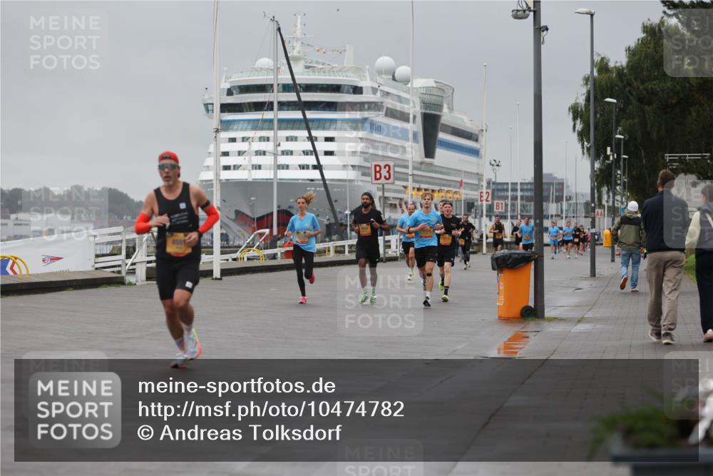13.09.2026 - Kiel Lauf Andreas Tolksdorf http://msf.ph/oto/10474782 13.09.2026 11:46:45 Kiellinie 4591, 3, 1 meine-sportfotos.de