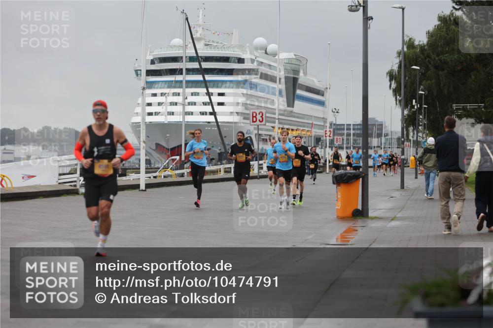 13.09.2026 - Kiel Lauf Andreas Tolksdorf http://msf.ph/oto/10474791 13.09.2026 11:46:45 Kiellinie 4500, 3, 4724, 2 meine-sportfotos.de