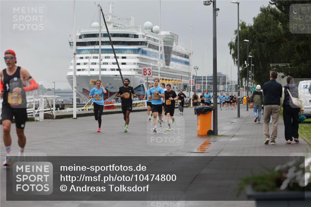 13.09.2026 - Kiel Lauf Andreas Tolksdorf http://msf.ph/oto/10474800 13.09.2026 11:46:46 Kiellinie 4591, 7643, 3, 1, 2 meine-sportfotos.de