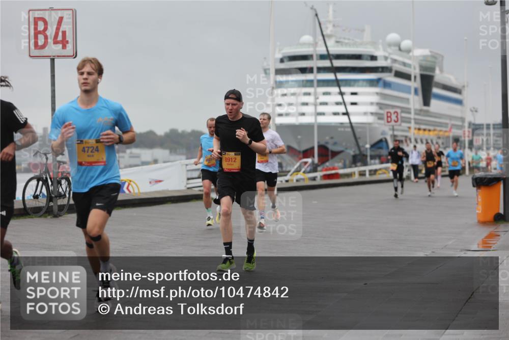 13.09.2026 - Kiel Lauf Andreas Tolksdorf http://msf.ph/oto/10474842 13.09.2026 11:46:53 Kiellinie 4, 4724, 38, 8912, 3 meine-sportfotos.de