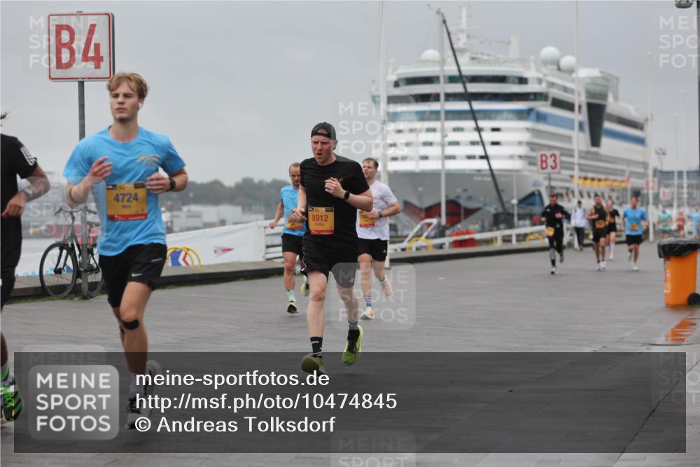 13.09.2026 - Kiel Lauf Andreas Tolksdorf http://msf.ph/oto/10474845 13.09.2026 11:46:53 Kiellinie 4, 4724, 38, 8912, 3 meine-sportfotos.de