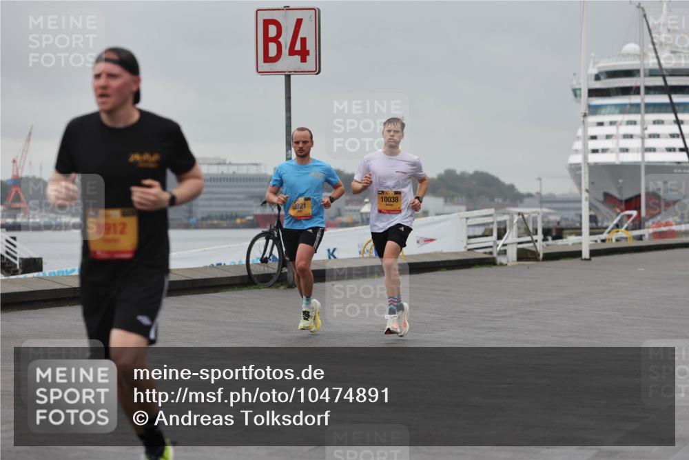 13.09.2026 - Kiel Lauf Andreas Tolksdorf http://msf.ph/oto/10474891 13.09.2026 11:46:55 Kiellinie 4, 8912, 8921, 10038 meine-sportfotos.de