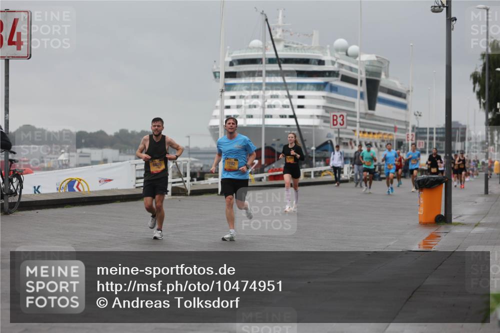 13.09.2026 - Kiel Lauf Andreas Tolksdorf http://msf.ph/oto/10474951 13.09.2026 11:47:03 Kiellinie 34, 6870, 1182, 3 meine-sportfotos.de