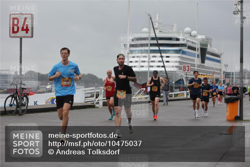 13.09.2026 - Kiel Lauf Andreas Tolksdorf http://msf.ph/oto/10475037 13.09.2026 11:47:20 Kiellinie 4, 3, 5117, 11138 meine-sportfotos.de