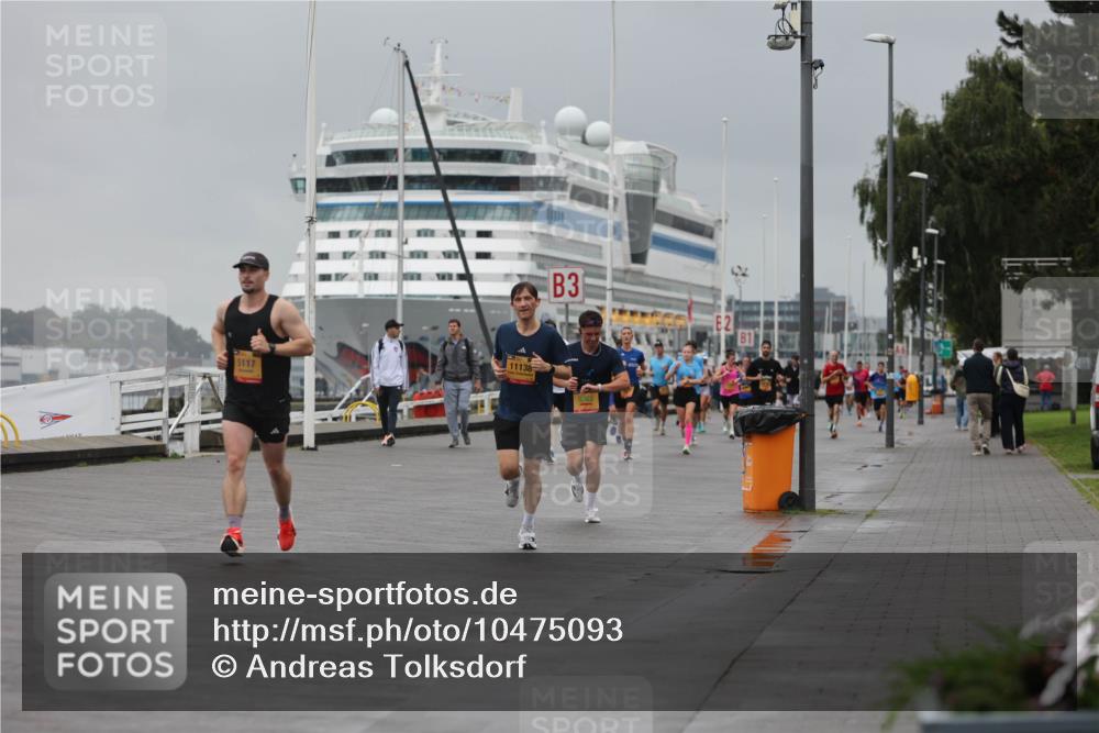 13.09.2026 - Kiel Lauf Andreas Tolksdorf http://msf.ph/oto/10475093 13.09.2026 11:47:22 Kiellinie 5117, 11138, 3 meine-sportfotos.de