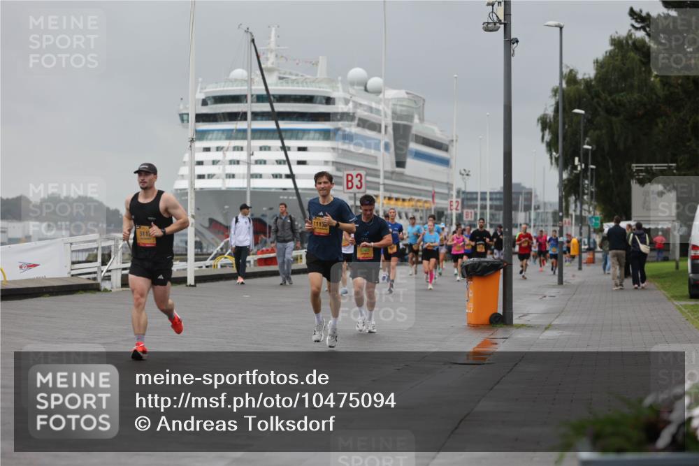 13.09.2026 - Kiel Lauf Andreas Tolksdorf http://msf.ph/oto/10475094 13.09.2026 11:47:22 Kiellinie 5111, 11130, 3 meine-sportfotos.de
