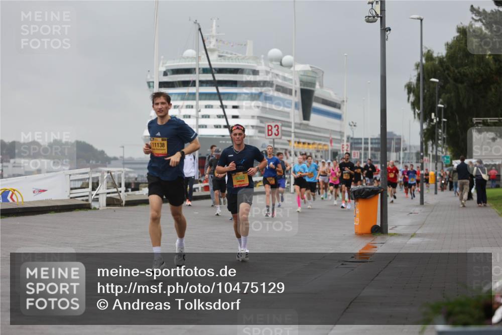13.09.2026 - Kiel Lauf Andreas Tolksdorf http://msf.ph/oto/10475129 13.09.2026 11:47:25 Kiellinie 11138, 8303, 3 meine-sportfotos.de
