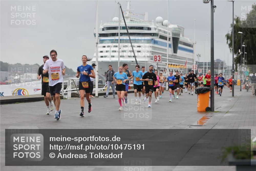 13.09.2026 - Kiel Lauf Andreas Tolksdorf http://msf.ph/oto/10475191 13.09.2026 11:47:30 Kiellinie 11725, 8233, 3, 2 meine-sportfotos.de
