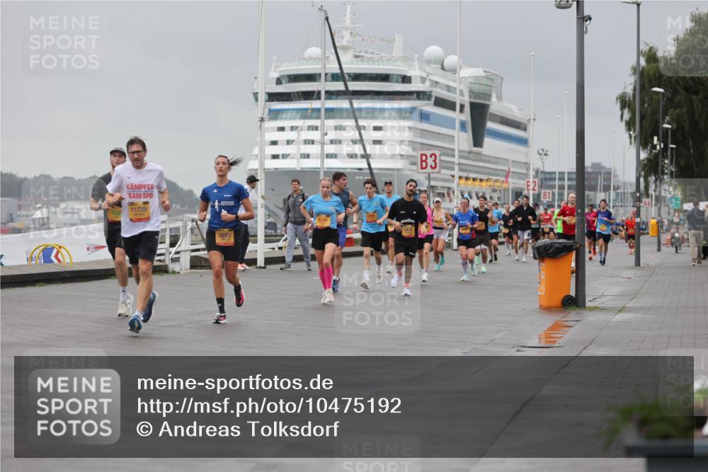 13.09.2026 - Kiel Lauf Andreas Tolksdorf http://msf.ph/oto/10475192 13.09.2026 11:47:30 Kiellinie 11725, 8233, 3, 2 meine-sportfotos.de
