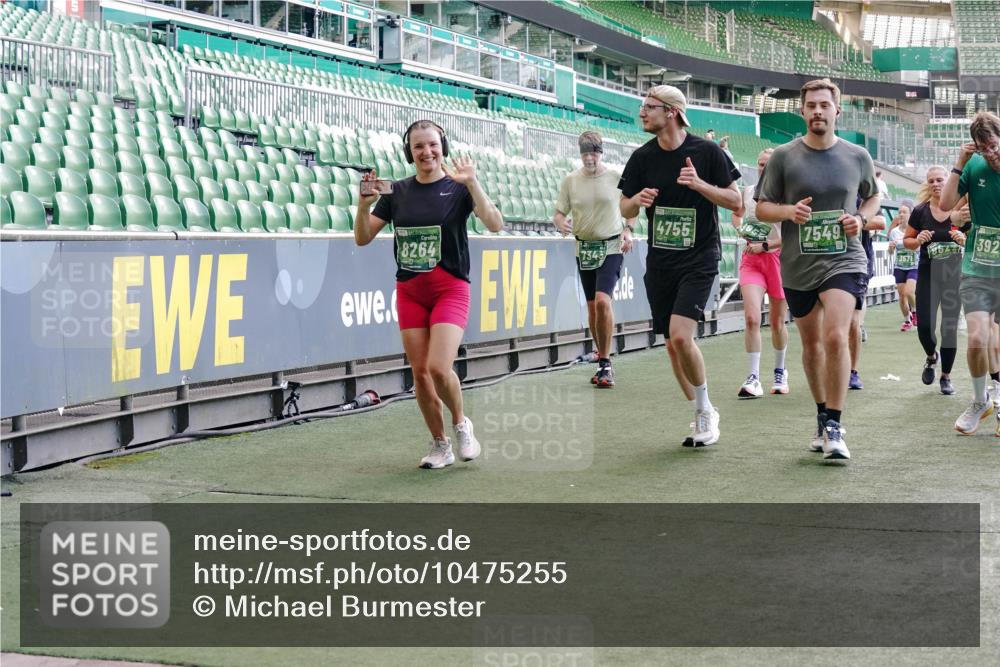 13.09.2026 - 21. swb-Marathon Bremen Michael Burmester http://msf.ph/oto/10475255 13.09.2026 13:16:27 Laufen im Stadion 134, 143, 153, 231, 263, 266, 267, 271, 449, 598, 612, 653, 990, 1057, 1185, 1312, 1465, 1539, 1813, 1825, 1874, 1987, 2013, 2067, 2218, 2235, 2259, 2351, 2359, 2363, 2381, 2385, 2386, 2466, 2468, 2484, 2532, 2550, 2562, 2579, 2586, 2664, 2667, 2678, 2698, 2760, 2778, 2783, 2797, 2799, 2821, 2846, 2859, 2874, 2958, 2974, 2996, 3001, 3075, 3104, 3133, 3157, 3165, 3185, 3195, 3213, 3237, 3265, 3331, 3366, 3382, 3387, 3479, 3486, 3501, 3506, 3512, 3670, 3829 meine-sportfotos.de