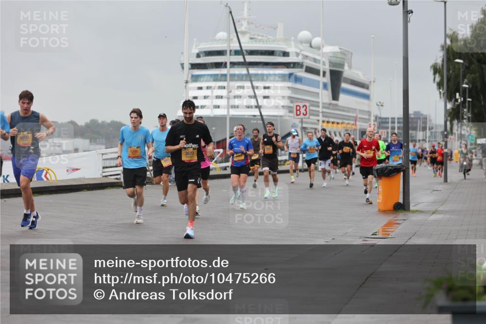 13.09.2026 - Kiel Lauf Andreas Tolksdorf http://msf.ph/oto/10475266 13.09.2026 11:47:35 Kiellinie 4590, 6296, 3673, 3 meine-sportfotos.de