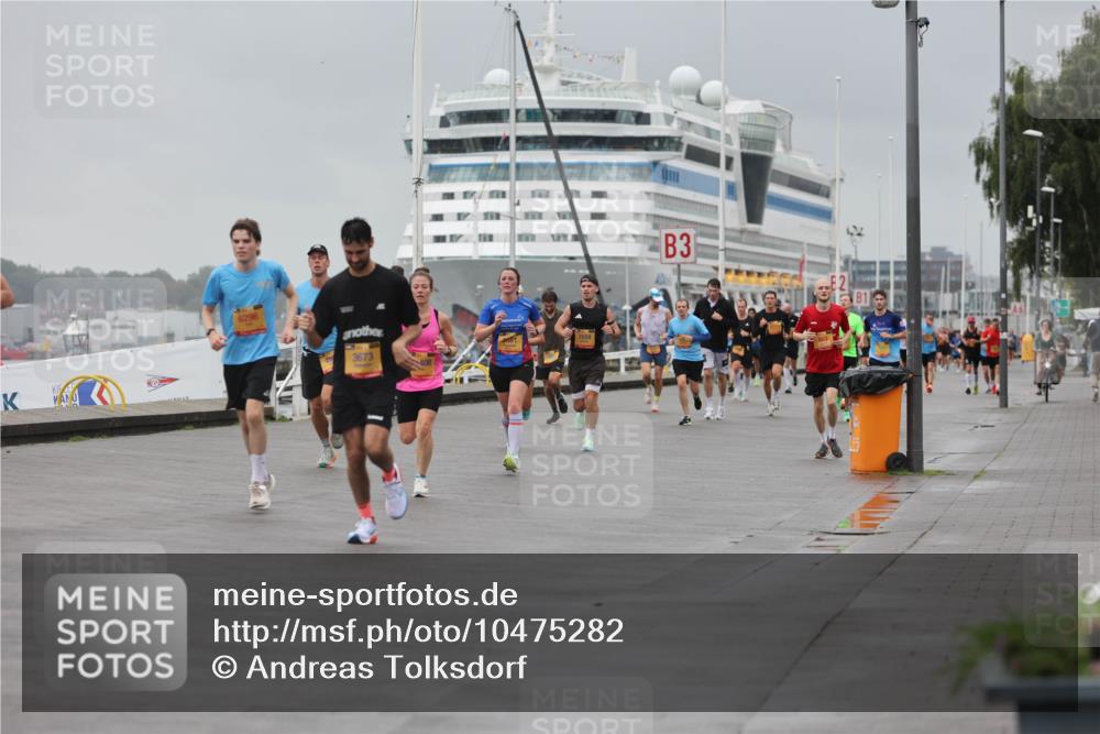 13.09.2026 - Kiel Lauf Andreas Tolksdorf http://msf.ph/oto/10475282 13.09.2026 11:47:36 Kiellinie 6296, 3673, 3, 1 meine-sportfotos.de