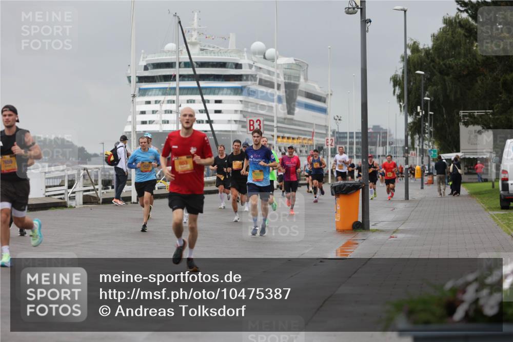 13.09.2026 - Kiel Lauf Andreas Tolksdorf http://msf.ph/oto/10475387 13.09.2026 11:47:41 Kiellinie 7659, 3, 2, 853 meine-sportfotos.de