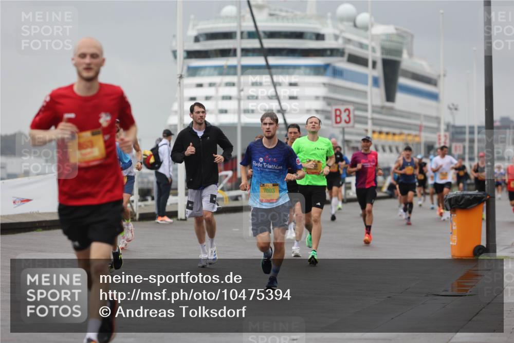 13.09.2026 - Kiel Lauf Andreas Tolksdorf http://msf.ph/oto/10475394 13.09.2026 11:47:43 Kiellinie 7003, 3 meine-sportfotos.de