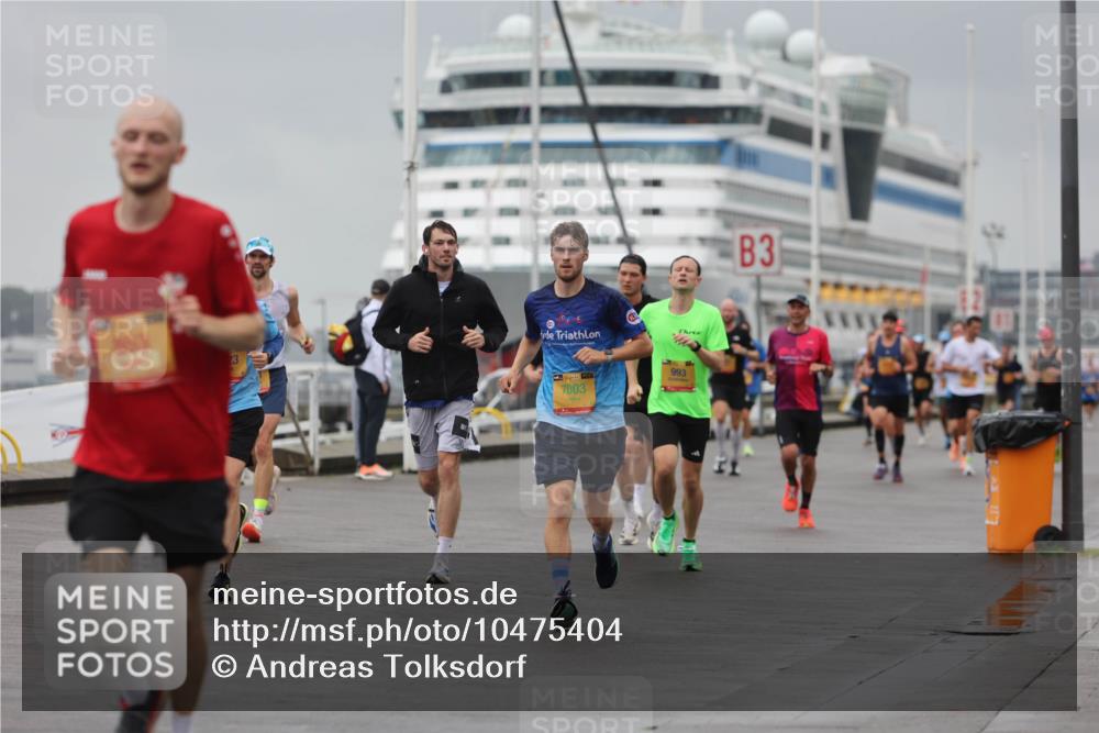 13.09.2026 - Kiel Lauf Andreas Tolksdorf http://msf.ph/oto/10475404 13.09.2026 11:47:44 Kiellinie 23, 7003, 993, 3 meine-sportfotos.de