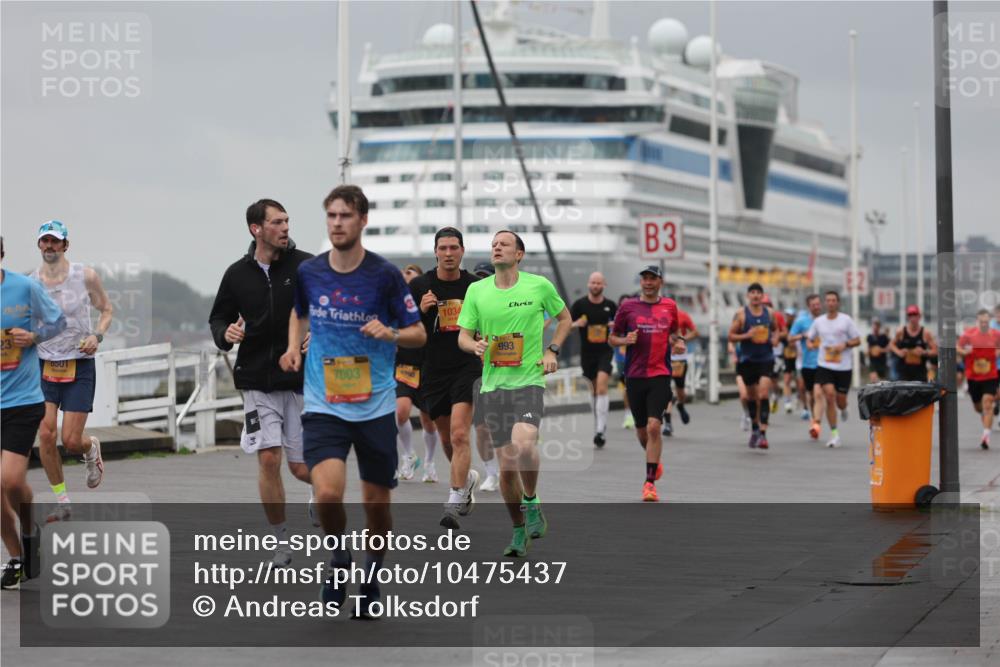 13.09.2026 - Kiel Lauf Andreas Tolksdorf http://msf.ph/oto/10475437 13.09.2026 11:47:45 Kiellinie 23, 8501, 1034, 7003, 790, 993, 3 meine-sportfotos.de