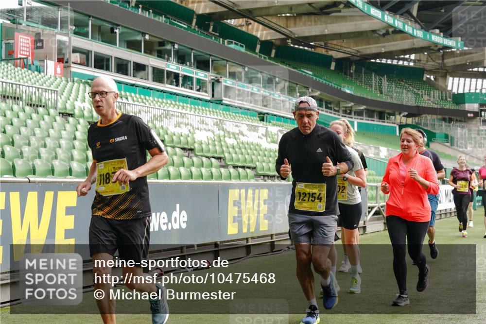 13.09.2026 - 21. swb-Marathon Bremen Michael Burmester http://msf.ph/oto/10475468 13.09.2026 10:38:49 Laufen im Stadion 10090, 10091, 10135, 10138, 10139, 10168, 10188, 10190, 10204, 10205, 10217, 10229, 10238, 10259, 10260, 10273, 10274, 10279, 10280, 10283, 10305, 10314, 10323, 10360, 10363, 10364, 10370, 10375, 10376, 10378, 10404, 10432, 10457, 10465, 10469, 10488, 10493, 10501, 10505, 10510, 10511, 10526, 10576, 10595, 10598, 10609, 10616, 10619, 10630, 10645, 10654, 10661, 10662, 10664, 10674, 10681, 10682, 10686, 10695, 10697, 10712, 10743, 10802, 10823 meine-sportfotos.de