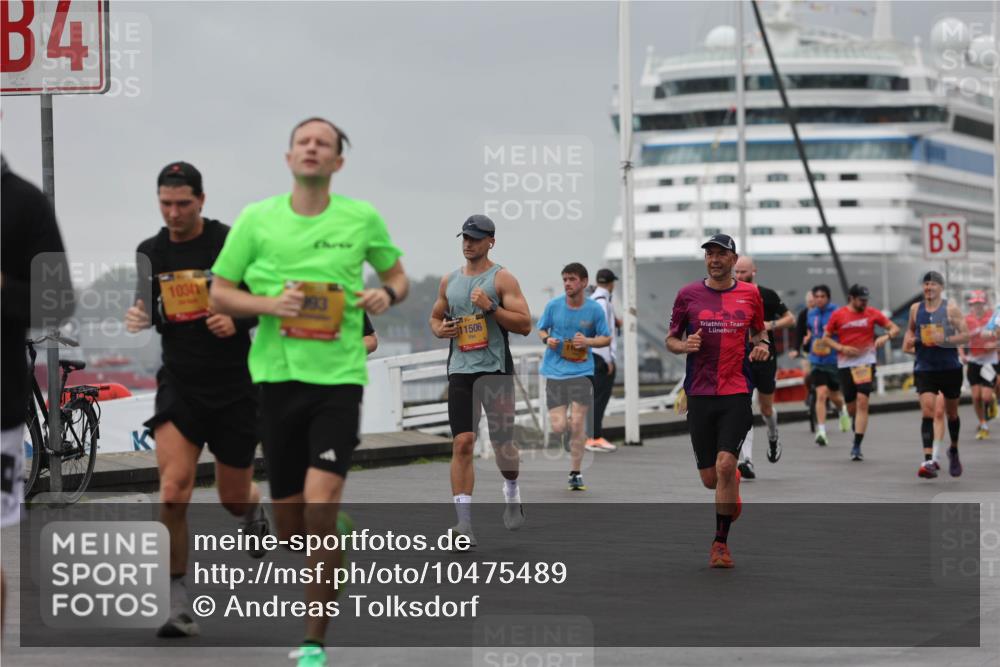 13.09.2026 - Kiel Lauf Andreas Tolksdorf http://msf.ph/oto/10475489 13.09.2026 11:47:48 Kiellinie 4, 1034, 11506, 3 meine-sportfotos.de