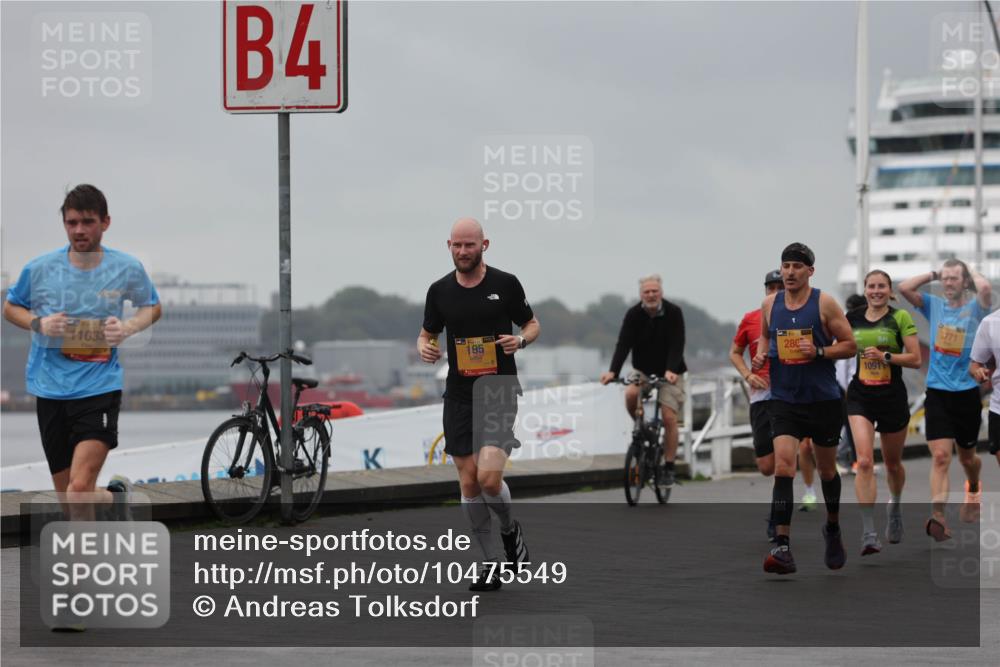 13.09.2026 - Kiel Lauf Andreas Tolksdorf http://msf.ph/oto/10475549 13.09.2026 11:47:53 Kiellinie 11033, 4, 195, 280, 1091, 1771 meine-sportfotos.de