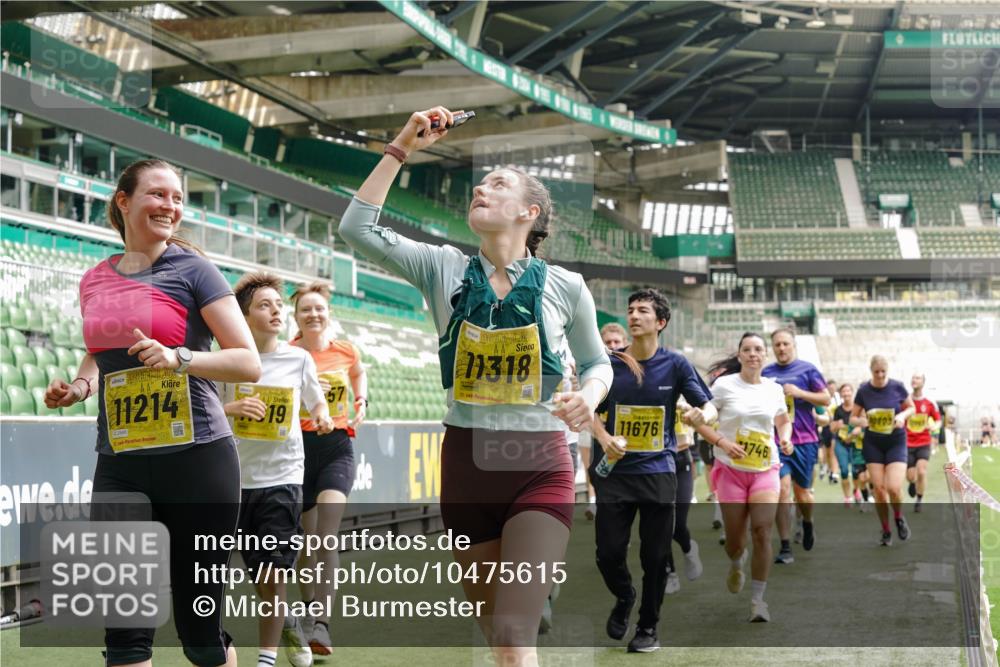 13.09.2026 - 21. swb-Marathon Bremen Michael Burmester http://msf.ph/oto/10475615 13.09.2026 10:38:55 Laufen im Stadion 10090, 10091, 10135, 10138, 10139, 10168, 10188, 10190, 10204, 10205, 10217, 10229, 10238, 10259, 10260, 10273, 10274, 10279, 10280, 10283, 10305, 10314, 10323, 10360, 10363, 10364, 10370, 10375, 10376, 10378, 10404, 10432, 10457, 10465, 10469, 10488, 10493, 10501, 10505, 10510, 10511, 10526, 10556, 10576, 10595, 10609, 10616, 10619, 10630, 10645, 10654, 10660, 10661, 10662, 10664, 10681, 10682, 10686, 10695, 10697, 10712, 10743, 10802, 10823 meine-sportfotos.de