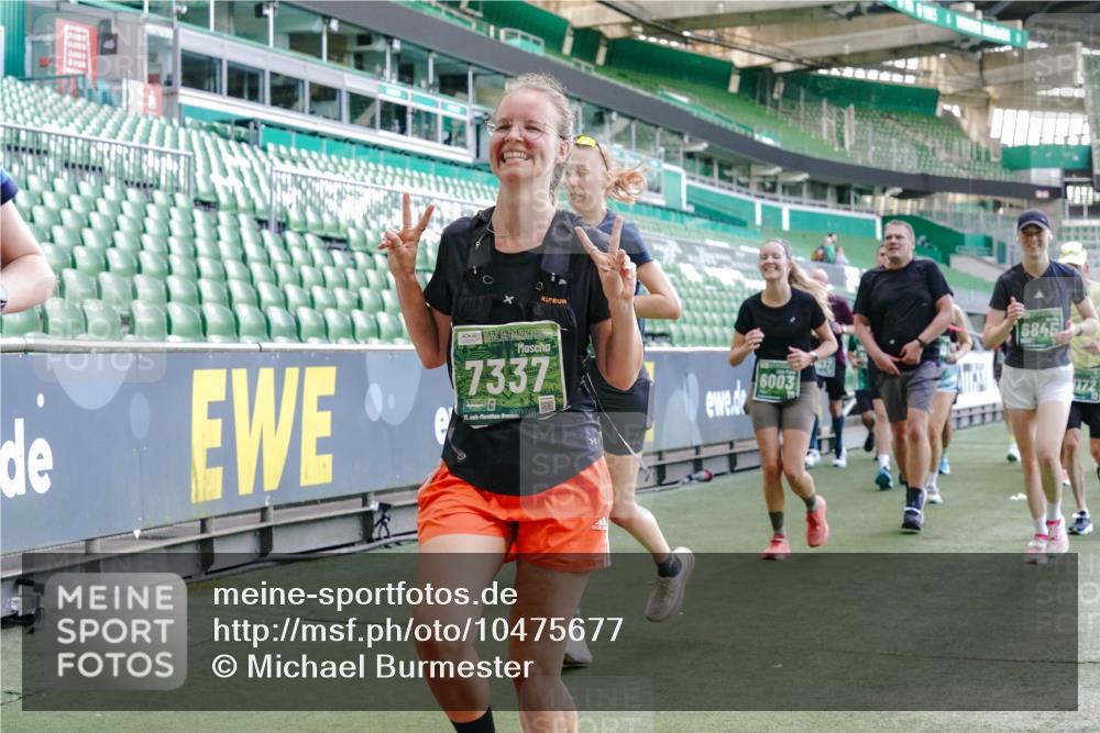 13.09.2026 - 21. swb-Marathon Bremen Michael Burmester http://msf.ph/oto/10475677 13.09.2026 13:16:39 Laufen im Stadion 134, 143, 153, 231, 263, 267, 271, 449, 588, 598, 612, 653, 990, 1057, 1185, 1312, 1465, 1539, 1813, 1825, 1874, 1987, 2013, 2067, 2096, 2218, 2235, 2259, 2351, 2359, 2363, 2381, 2385, 2386, 2389, 2468, 2532, 2550, 2562, 2579, 2586, 2655, 2664, 2667, 2678, 2698, 2760, 2778, 2783, 2797, 2799, 2821, 2846, 2859, 2874, 2974, 2996, 3001, 3075, 3104, 3133, 3157, 3165, 3185, 3195, 3213, 3237, 3265, 3314, 3331, 3366, 3382, 3387, 3479, 3486, 3501, 3506, 3512, 3829 meine-sportfotos.de