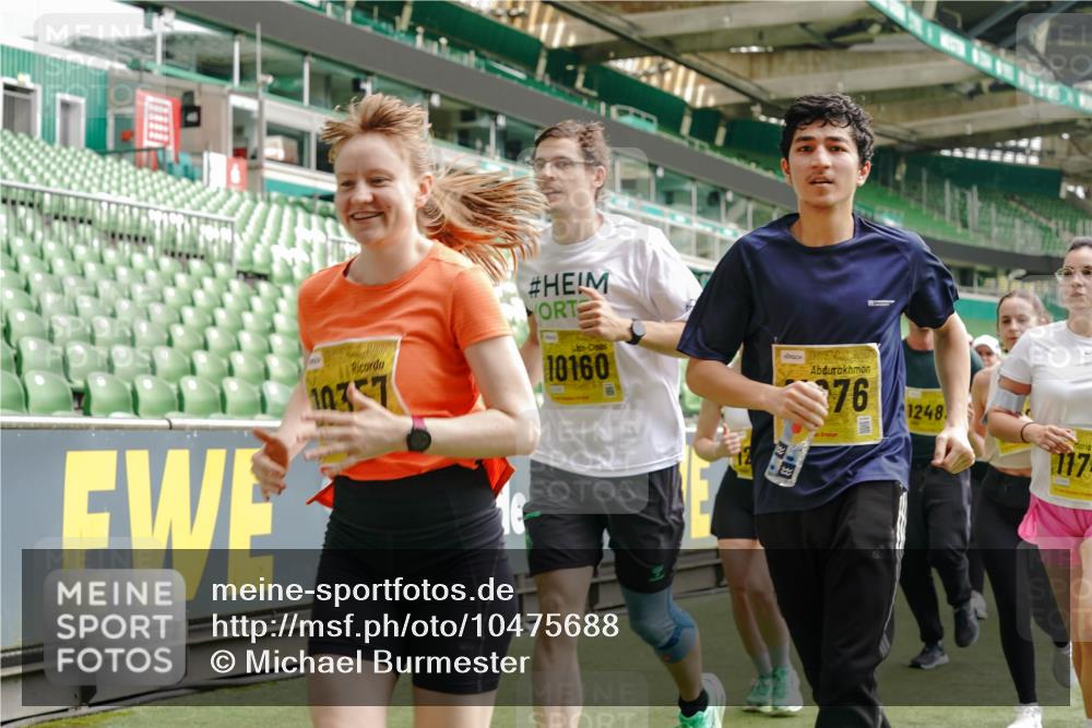 13.09.2026 - 21. swb-Marathon Bremen Michael Burmester http://msf.ph/oto/10475688 13.09.2026 10:38:57 Laufen im Stadion 10090, 10091, 10135, 10138, 10139, 10168, 10188, 10190, 10204, 10205, 10217, 10229, 10238, 10259, 10260, 10273, 10274, 10279, 10280, 10283, 10305, 10314, 10323, 10360, 10363, 10364, 10370, 10375, 10376, 10378, 10404, 10432, 10457, 10465, 10469, 10488, 10493, 10501, 10505, 10510, 10511, 10526, 10556, 10576, 10595, 10609, 10616, 10619, 10630, 10645, 10654, 10660, 10661, 10662, 10664, 10681, 10682, 10686, 10695, 10697, 10712, 10743, 10802, 10823 meine-sportfotos.de