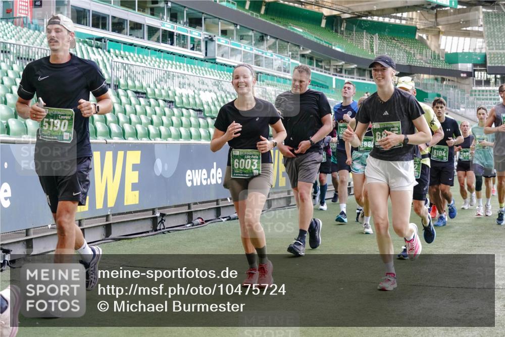 13.09.2026 - 21. swb-Marathon Bremen Michael Burmester http://msf.ph/oto/10475724 13.09.2026 13:16:40 Laufen im Stadion 134, 143, 153, 231, 263, 267, 271, 449, 588, 598, 612, 653, 990, 1057, 1185, 1312, 1465, 1539, 1813, 1825, 1874, 1987, 2013, 2067, 2096, 2218, 2235, 2259, 2351, 2359, 2363, 2381, 2385, 2386, 2389, 2468, 2532, 2550, 2562, 2579, 2586, 2655, 2664, 2667, 2678, 2698, 2760, 2778, 2783, 2797, 2799, 2821, 2846, 2859, 2874, 2974, 2984, 2996, 3001, 3075, 3104, 3133, 3157, 3165, 3185, 3195, 3213, 3237, 3265, 3314, 3331, 3366, 3382, 3387, 3479, 3486, 3501, 3506, 3512, 3829 meine-sportfotos.de
