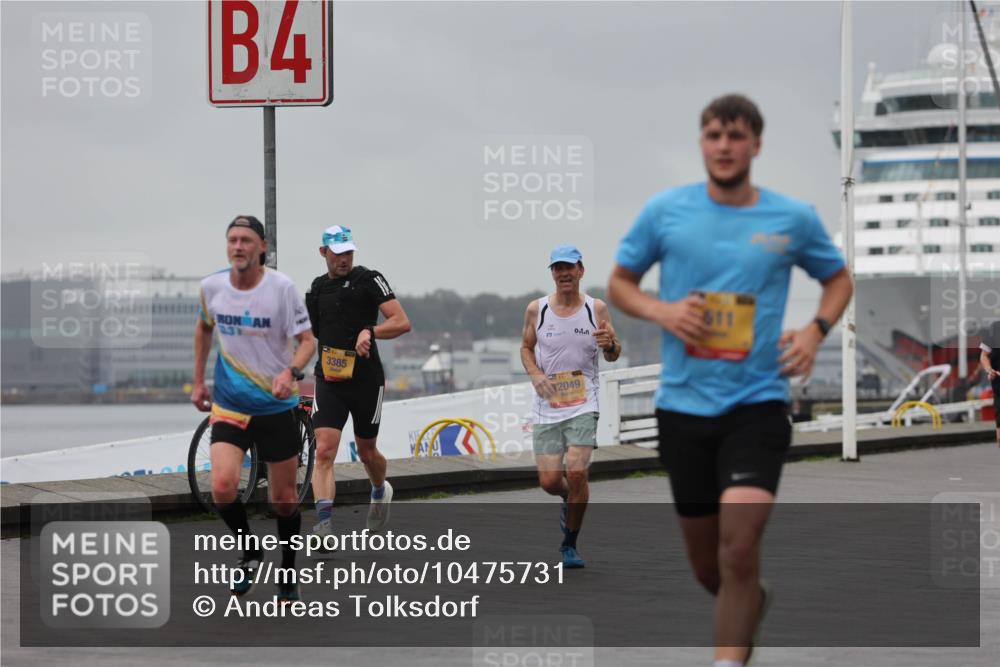 13.09.2026 - Kiel Lauf Andreas Tolksdorf http://msf.ph/oto/10475731 13.09.2026 11:48:02 Kiellinie 4, 3385, 2049, 611 meine-sportfotos.de