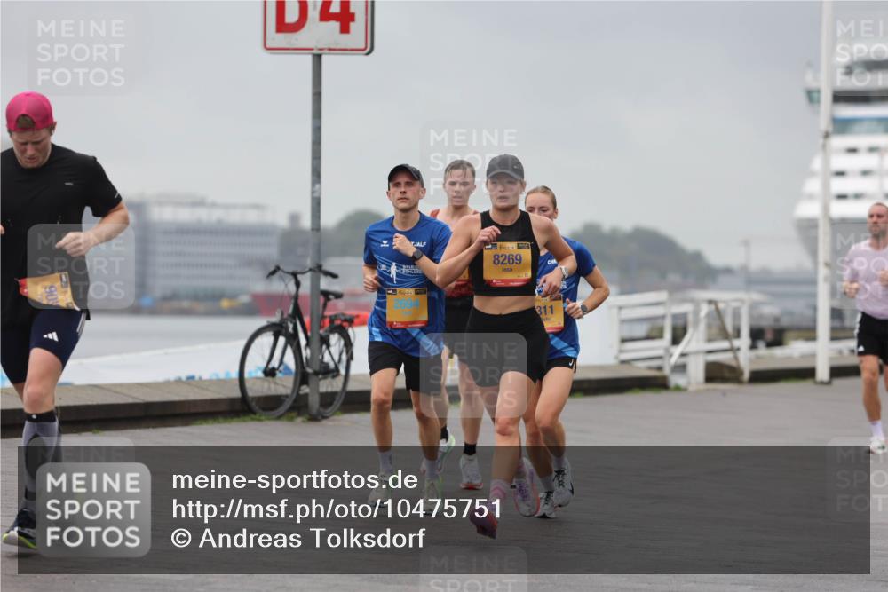 13.09.2026 - Kiel Lauf Andreas Tolksdorf http://msf.ph/oto/10475751 13.09.2026 11:48:16 Kiellinie 90, 4, 38, 8269, 4, 39, 2694, 311 meine-sportfotos.de