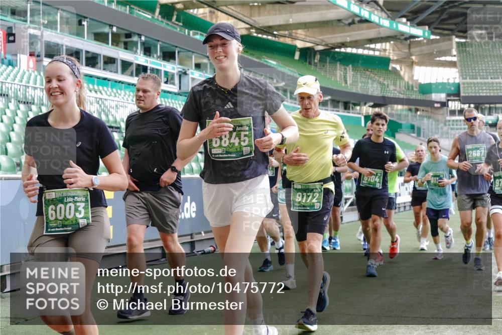 13.09.2026 - 21. swb-Marathon Bremen Michael Burmester http://msf.ph/oto/10475772 13.09.2026 13:16:41 Laufen im Stadion 134, 143, 153, 231, 263, 267, 271, 449, 588, 598, 612, 653, 990, 1057, 1185, 1312, 1465, 1539, 1813, 1825, 1874, 1987, 2013, 2067, 2096, 2218, 2259, 2351, 2363, 2381, 2385, 2386, 2389, 2468, 2532, 2550, 2562, 2579, 2586, 2655, 2664, 2667, 2678, 2698, 2760, 2778, 2783, 2797, 2799, 2821, 2846, 2859, 2874, 2974, 2984, 2996, 3001, 3075, 3104, 3133, 3157, 3165, 3185, 3195, 3213, 3237, 3265, 3314, 3331, 3366, 3382, 3387, 3479, 3486, 3501, 3506, 3512, 3829 meine-sportfotos.de