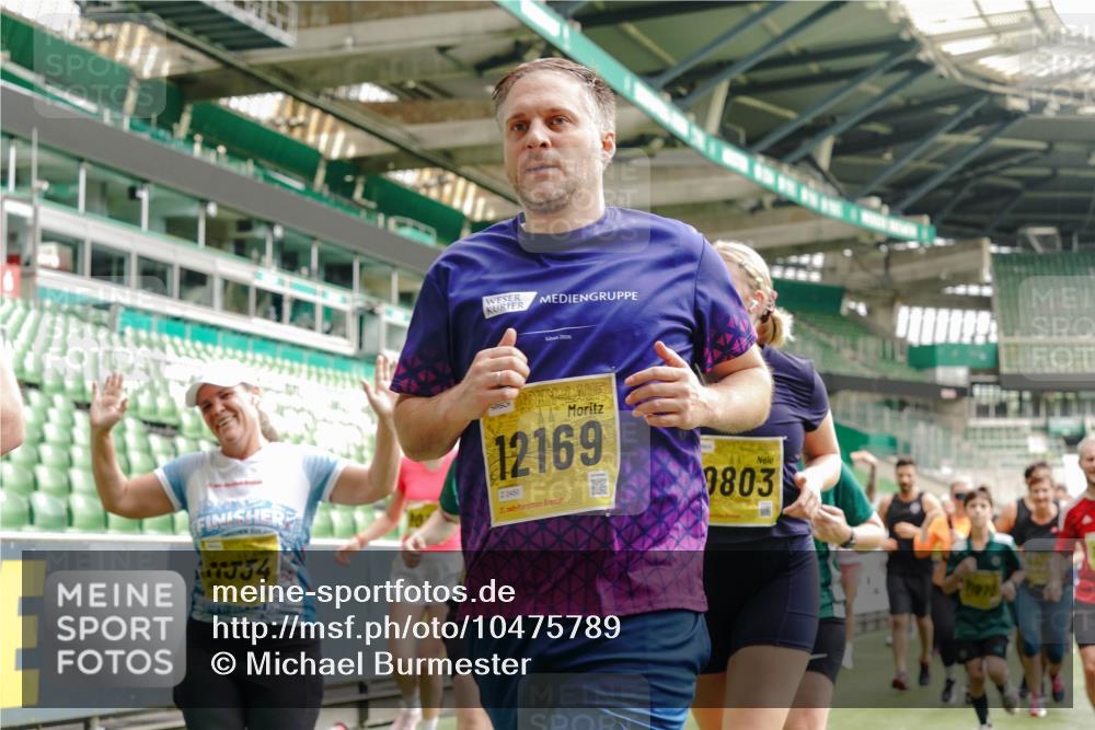 13.09.2026 - 21. swb-Marathon Bremen Michael Burmester http://msf.ph/oto/10475789 13.09.2026 10:39:00 Laufen im Stadion 10090, 10091, 10135, 10138, 10139, 10168, 10188, 10190, 10204, 10205, 10217, 10229, 10238, 10259, 10260, 10273, 10274, 10279, 10280, 10283, 10305, 10314, 10323, 10360, 10363, 10364, 10370, 10375, 10376, 10378, 10404, 10432, 10457, 10465, 10469, 10488, 10493, 10501, 10505, 10510, 10511, 10526, 10556, 10576, 10580, 10595, 10609, 10616, 10619, 10630, 10645, 10654, 10660, 10661, 10662, 10664, 10681, 10682, 10686, 10695, 10697, 10712, 10743, 10802, 10823 meine-sportfotos.de