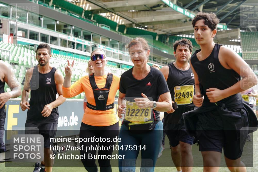 13.09.2026 - 21. swb-Marathon Bremen Michael Burmester http://msf.ph/oto/10475914 13.09.2026 10:39:05 Laufen im Stadion 10090, 10091, 10135, 10138, 10139, 10168, 10188, 10190, 10204, 10205, 10217, 10229, 10238, 10259, 10260, 10279, 10280, 10283, 10305, 10314, 10360, 10363, 10364, 10370, 10375, 10376, 10378, 10404, 10432, 10457, 10465, 10469, 10484, 10488, 10493, 10501, 10505, 10510, 10511, 10526, 10556, 10576, 10580, 10595, 10609, 10616, 10619, 10630, 10645, 10654, 10660, 10661, 10662, 10664, 10681, 10682, 10686, 10695, 10697, 10712, 10737, 10743, 10802, 10823 meine-sportfotos.de
