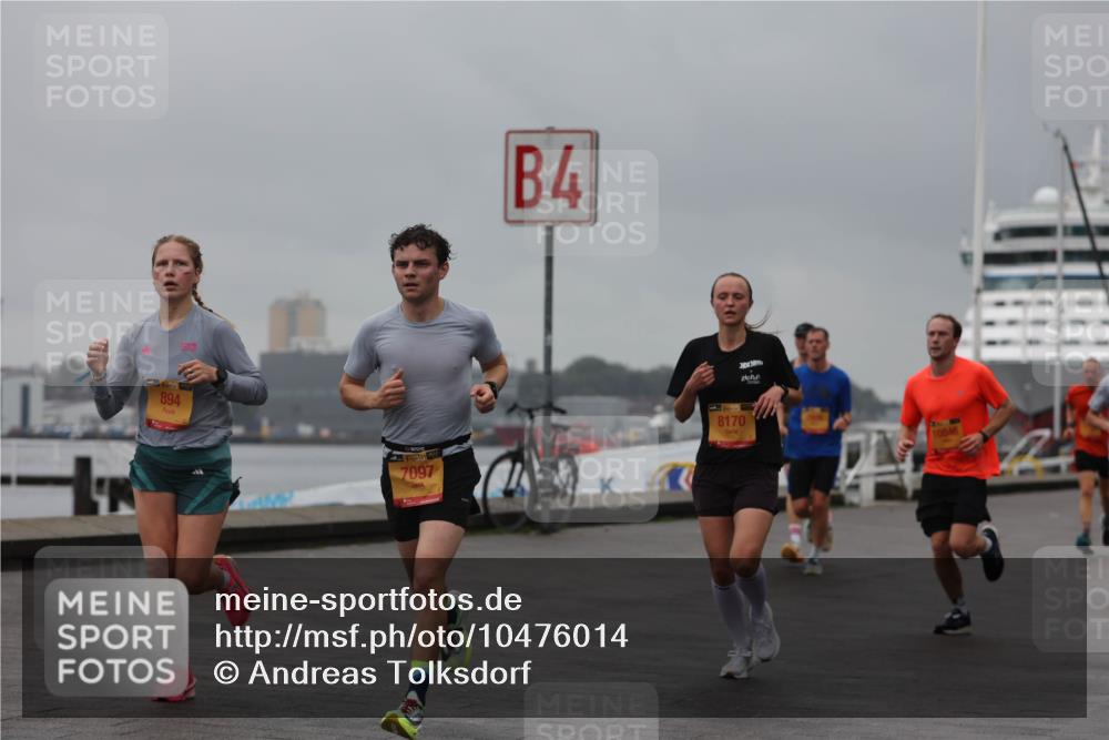 13.09.2026 - Kiel Lauf Andreas Tolksdorf http://msf.ph/oto/10476014 13.09.2026 11:48:34 Kiellinie 894, 7097, 4, 35, 8170, 10846 meine-sportfotos.de