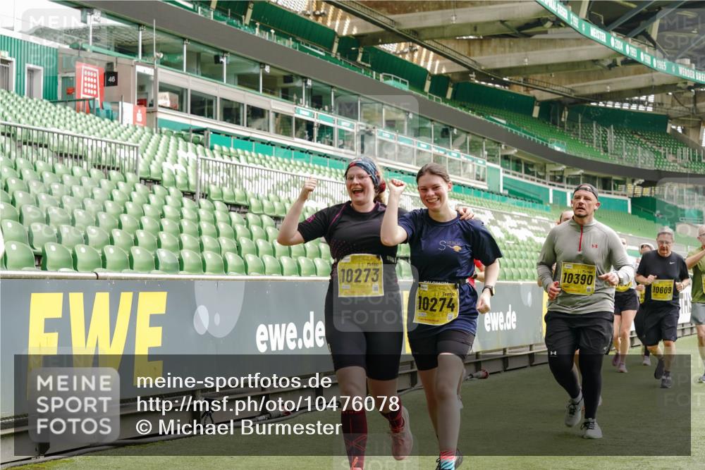 13.09.2026 - 21. swb-Marathon Bremen Michael Burmester http://msf.ph/oto/10476078 13.09.2026 10:39:10 Laufen im Stadion 10135, 10138, 10139, 10168, 10188, 10190, 10204, 10205, 10217, 10229, 10234, 10238, 10259, 10260, 10279, 10280, 10305, 10314, 10360, 10363, 10364, 10370, 10375, 10376, 10378, 10404, 10432, 10457, 10465, 10469, 10484, 10488, 10493, 10501, 10505, 10510, 10511, 10526, 10556, 10576, 10580, 10595, 10609, 10616, 10619, 10630, 10645, 10654, 10660, 10661, 10662, 10664, 10681, 10682, 10686, 10695, 10697, 10712, 10737, 10743, 10802, 10823 meine-sportfotos.de