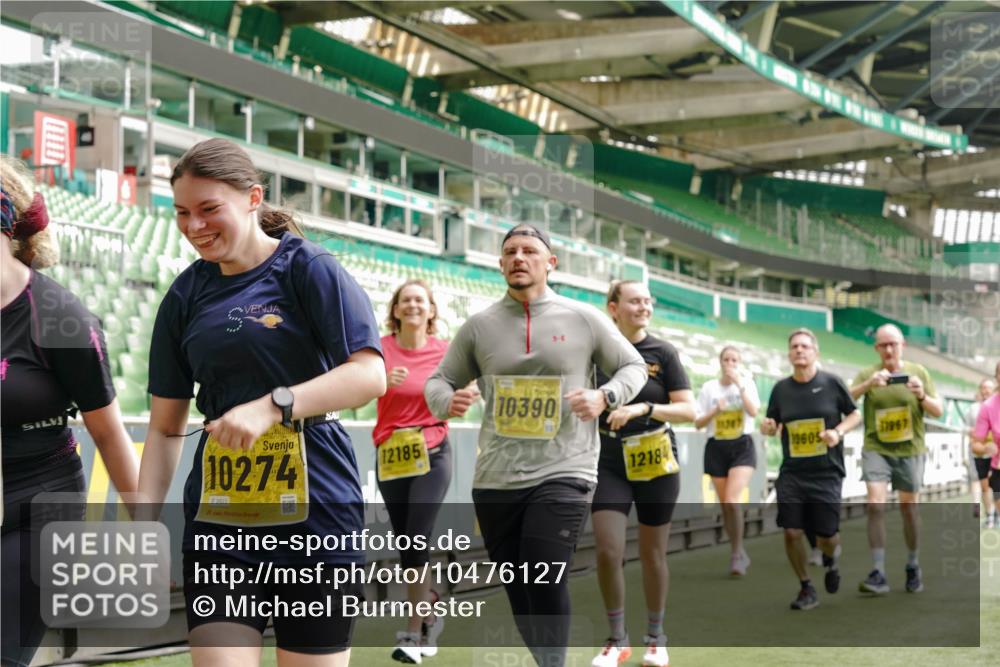 13.09.2026 - 21. swb-Marathon Bremen Michael Burmester http://msf.ph/oto/10476127 13.09.2026 10:39:11 Laufen im Stadion 10135, 10138, 10139, 10168, 10188, 10190, 10204, 10205, 10217, 10229, 10234, 10238, 10259, 10260, 10279, 10280, 10305, 10314, 10360, 10363, 10364, 10370, 10375, 10376, 10378, 10404, 10432, 10457, 10465, 10469, 10484, 10488, 10493, 10501, 10505, 10510, 10511, 10526, 10556, 10576, 10580, 10595, 10609, 10616, 10619, 10630, 10645, 10654, 10660, 10661, 10662, 10664, 10681, 10682, 10686, 10695, 10697, 10712, 10737, 10743, 10802, 10823 meine-sportfotos.de