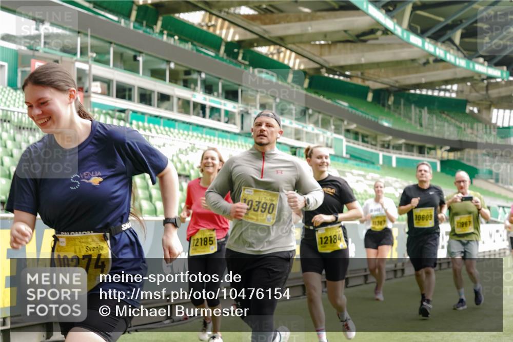 13.09.2026 - 21. swb-Marathon Bremen Michael Burmester http://msf.ph/oto/10476154 13.09.2026 10:39:12 Laufen im Stadion 10135, 10138, 10139, 10168, 10188, 10190, 10204, 10205, 10217, 10229, 10234, 10238, 10259, 10260, 10279, 10280, 10305, 10314, 10360, 10363, 10364, 10370, 10375, 10376, 10378, 10404, 10432, 10457, 10465, 10469, 10484, 10493, 10501, 10505, 10510, 10511, 10526, 10556, 10576, 10580, 10595, 10609, 10616, 10619, 10630, 10645, 10654, 10660, 10661, 10662, 10664, 10681, 10682, 10686, 10695, 10697, 10712, 10737, 10743, 10802, 10823 meine-sportfotos.de