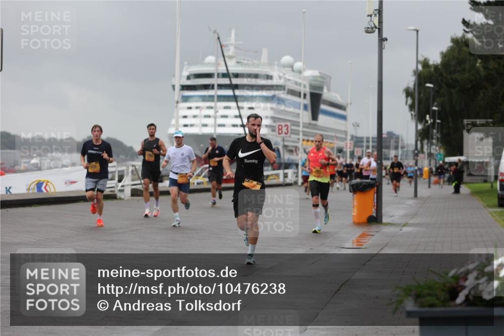 13.09.2026 - Kiel Lauf Andreas Tolksdorf http://msf.ph/oto/10476238 13.09.2026 11:48:53 Kiellinie 3 meine-sportfotos.de
