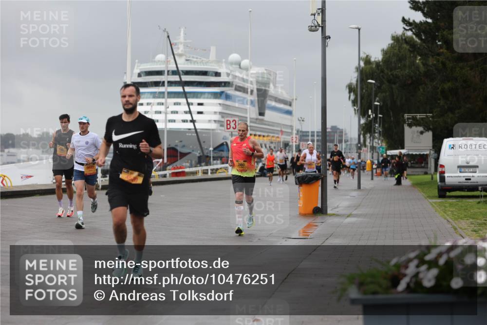 13.09.2026 - Kiel Lauf Andreas Tolksdorf http://msf.ph/oto/10476251 13.09.2026 11:48:54 Kiellinie 3648, 3, 3360, 100, 9171, 31734 meine-sportfotos.de