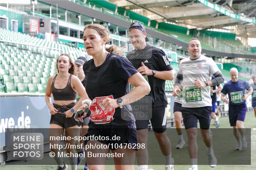 13.09.2026 - 21. swb-Marathon Bremen Michael Burmester http://msf.ph/oto/10476298 13.09.2026 13:16:55 Laufen im Stadion 134, 143, 153, 231, 267, 271, 449, 588, 598, 612, 653, 990, 1057, 1185, 1312, 1424, 1425, 1465, 1539, 1790, 1813, 1825, 1874, 1987, 2013, 2067, 2096, 2218, 2259, 2351, 2363, 2381, 2386, 2389, 2419, 2468, 2532, 2550, 2562, 2579, 2586, 2601, 2655, 2664, 2678, 2698, 2778, 2797, 2799, 2821, 2846, 2874, 2974, 2984, 2996, 3001, 3075, 3104, 3133, 3165, 3180, 3195, 3213, 3237, 3265, 3314, 3331, 3337, 3366, 3382, 3387, 3421, 3431, 3479, 3486, 3501, 3506, 3512, 3548 meine-sportfotos.de