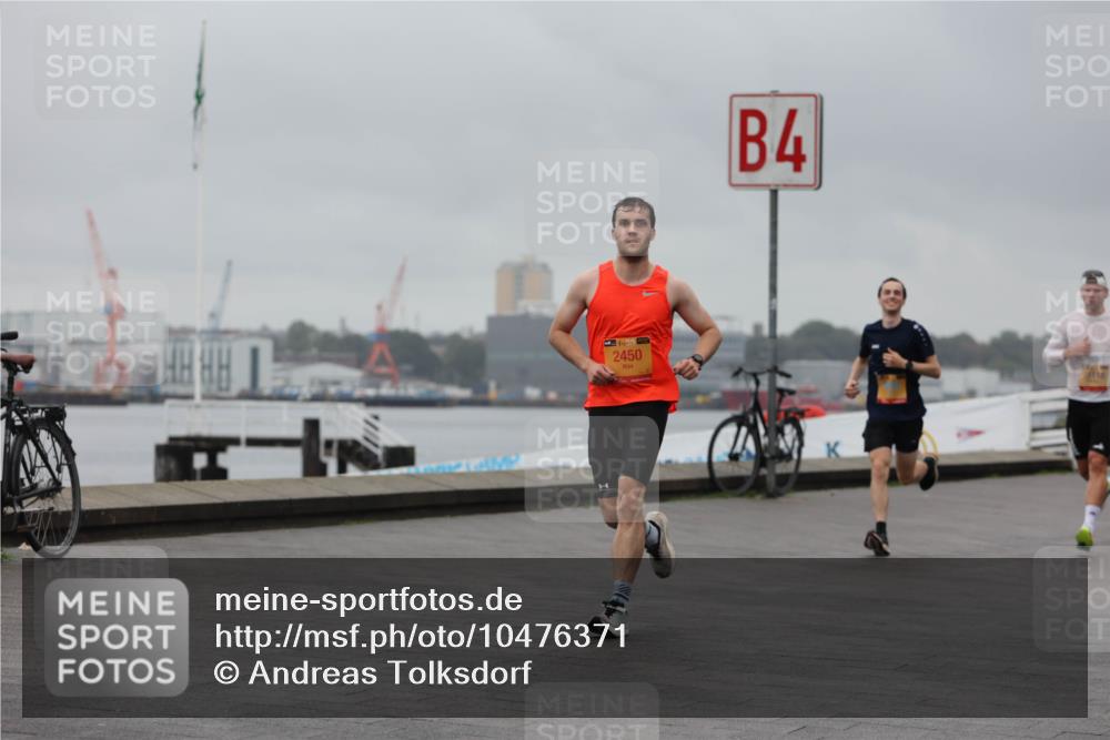 13.09.2026 - Kiel Lauf Andreas Tolksdorf http://msf.ph/oto/10476371 13.09.2026 11:49:12 Kiellinie 1, 39, 2450, 4 meine-sportfotos.de