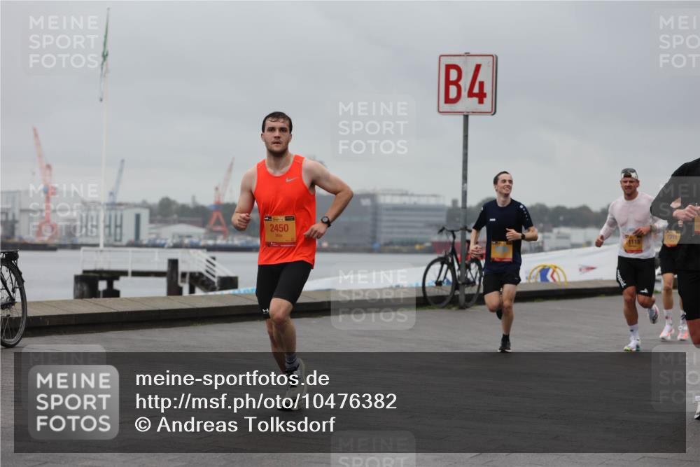 13.09.2026 - Kiel Lauf Andreas Tolksdorf http://msf.ph/oto/10476382 13.09.2026 11:49:12 Kiellinie 167, 1, 38, 2450, 4, 7211 meine-sportfotos.de