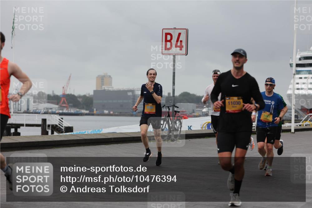 13.09.2026 - Kiel Lauf Andreas Tolksdorf http://msf.ph/oto/10476394 13.09.2026 11:49:13 Kiellinie 4, 11030, 73, 9, 1465 meine-sportfotos.de
