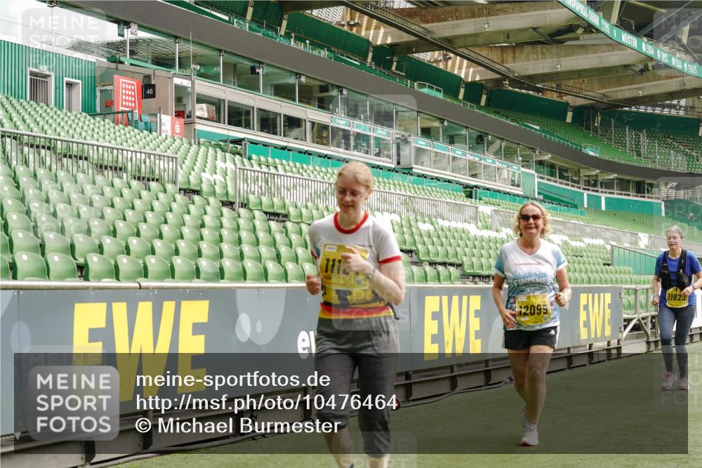 13.09.2026 - 21. swb-Marathon Bremen Michael Burmester http://msf.ph/oto/10476464 13.09.2026 10:39:21 Laufen im Stadion 10135, 10138, 10139, 10156, 10168, 10188, 10190, 10204, 10205, 10217, 10229, 10234, 10238, 10259, 10260, 10279, 10280, 10305, 10314, 10360, 10363, 10364, 10370, 10378, 10386, 10404, 10432, 10457, 10465, 10469, 10484, 10493, 10501, 10505, 10510, 10511, 10526, 10556, 10576, 10580, 10595, 10599, 10609, 10616, 10619, 10630, 10645, 10653, 10654, 10660, 10661, 10662, 10664, 10681, 10682, 10686, 10695, 10696, 10697, 10712, 10737, 10743, 10751, 10802, 10823 meine-sportfotos.de