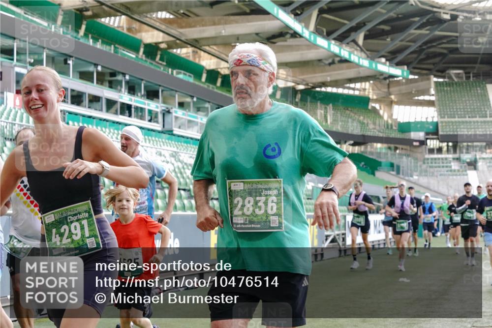 13.09.2026 - 21. swb-Marathon Bremen Michael Burmester http://msf.ph/oto/10476514 13.09.2026 13:17:01 Laufen im Stadion 134, 143, 153, 231, 267, 271, 311, 449, 588, 598, 612, 653, 990, 1057, 1185, 1312, 1424, 1425, 1465, 1539, 1790, 1813, 1825, 1874, 1987, 2013, 2067, 2096, 2218, 2259, 2351, 2363, 2381, 2389, 2419, 2468, 2532, 2550, 2562, 2579, 2586, 2601, 2647, 2655, 2664, 2678, 2698, 2778, 2797, 2799, 2821, 2846, 2974, 2984, 2996, 3001, 3075, 3104, 3133, 3165, 3180, 3195, 3213, 3237, 3265, 3314, 3331, 3337, 3366, 3382, 3387, 3421, 3431, 3479, 3486, 3501, 3506, 3512, 3548 meine-sportfotos.de