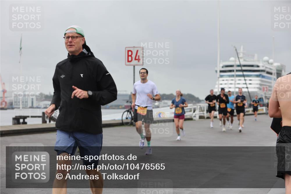 13.09.2026 - Kiel Lauf Andreas Tolksdorf http://msf.ph/oto/10476565 13.09.2026 11:49:32 Kiellinie 4 meine-sportfotos.de